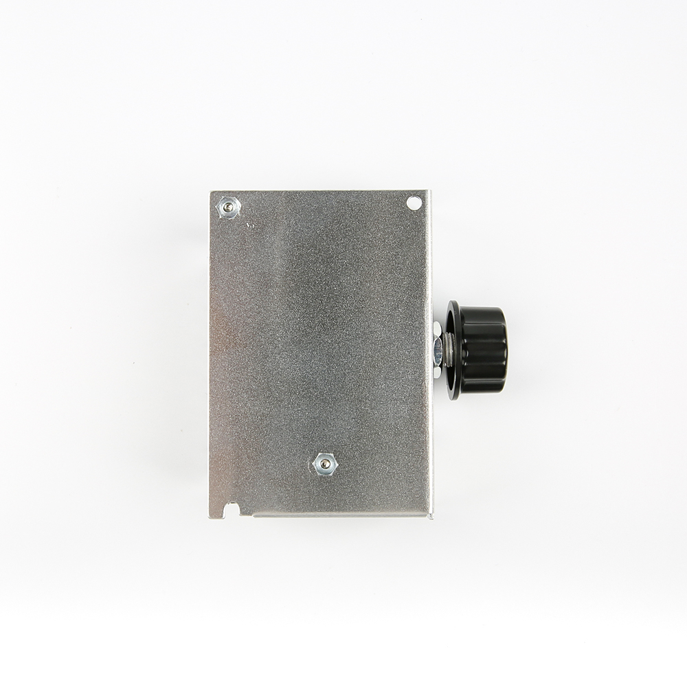 Регулятор напряжения в корпусе, 4000Вт